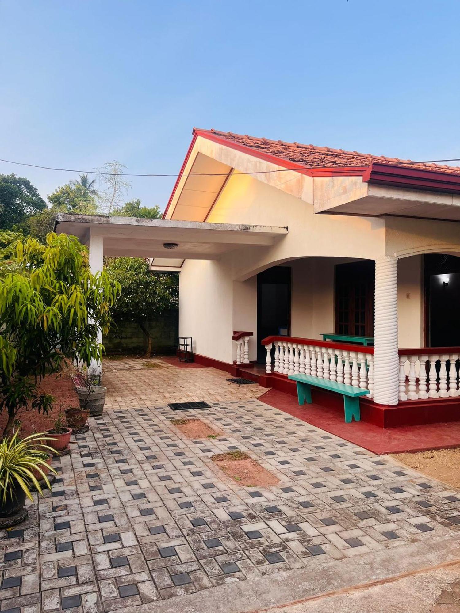 Ceylon Glory Hostel เนกอมโบ ภายนอก รูปภาพ