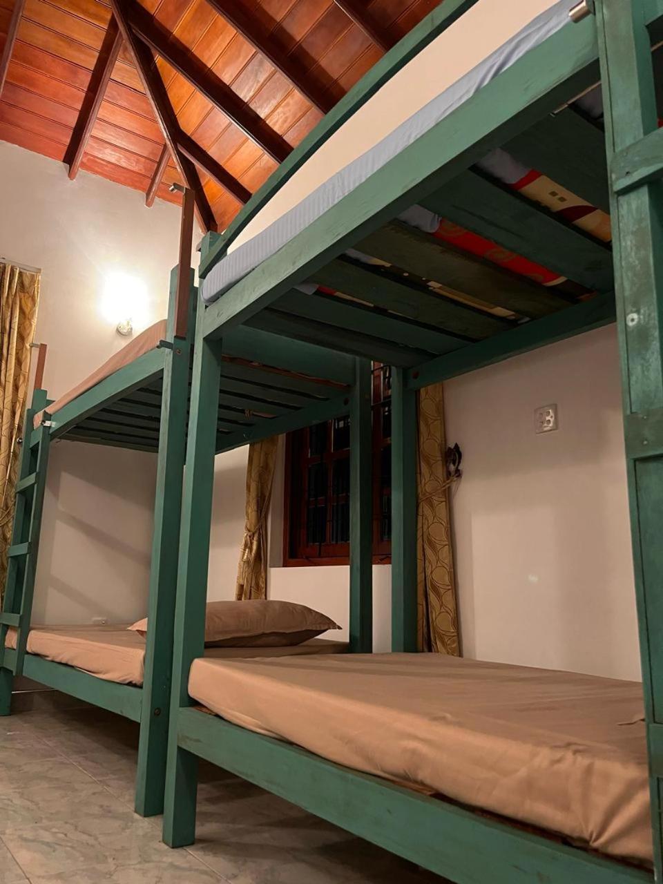 Ceylon Glory Hostel เนกอมโบ ภายนอก รูปภาพ
